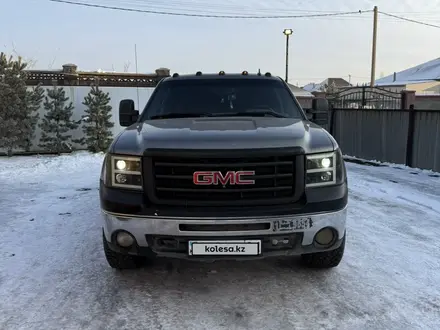 GMC Sierra 2010 года за 12 000 000 тг. в Астана