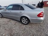 Mercedes-Benz E 240 2002 года за 5 800 000 тг. в Кентау – фото 5