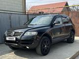 Volkswagen Touareg 2005 года за 4 200 000 тг. в Алматы