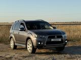Mitsubishi Outlander 2010 года за 6 300 000 тг. в Семей