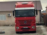 Mercedes-Benz  Actros 2006 года за 14 800 000 тг. в Атырау – фото 2