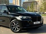 BMW X7 2021 года за 50 000 000 тг. в Астана – фото 3