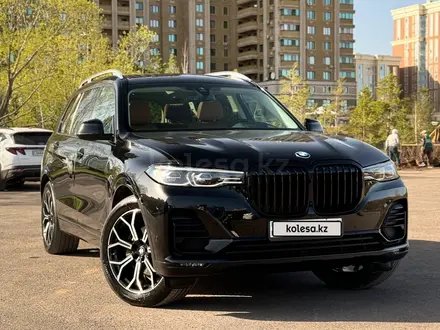 BMW X7 2021 года за 46 000 000 тг. в Астана – фото 2