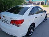 Chevrolet Cruze 2015 года за 3 700 000 тг. в Костанай – фото 3