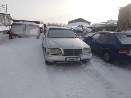 Mercedes-Benz E 200 1993 года за 1 800 000 тг. в Шортанды