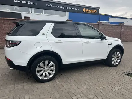 Land Rover Discovery 2015 года за 13 000 000 тг. в Астана – фото 6