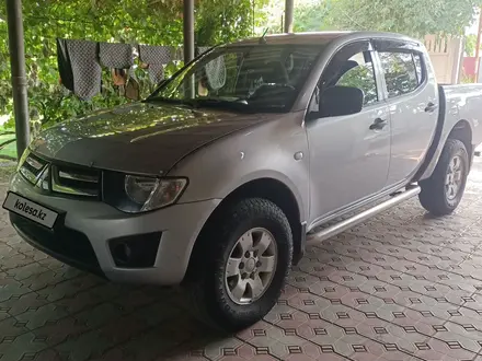 Mitsubishi L200 2011 года за 4 800 000 тг. в Алматы