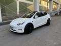 Tesla Model Y 2022 года за 15 000 000 тг. в Алматы – фото 2