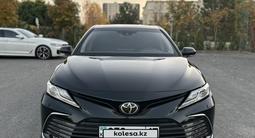 Toyota Camry 2021 годаfor16 400 000 тг. в Шымкент – фото 2