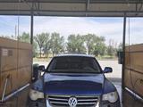 Volkswagen Touareg 2005 года за 3 500 000 тг. в Шымкент