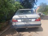 Mercedes-Benz E 260 1988 годаfor1 050 000 тг. в Караганда – фото 2