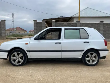 Volkswagen Golf 1993 года за 1 700 000 тг. в Кызылорда – фото 2