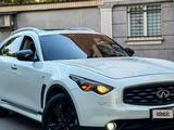 Infiniti FX37 2011 года за 8 800 000 тг. в Алматы