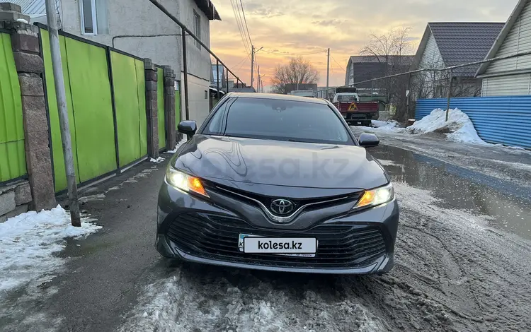 Toyota Camry 2018 годаүшін13 200 000 тг. в Алматы