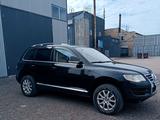 Volkswagen Touareg 2008 года за 5 700 000 тг. в Караганда – фото 4
