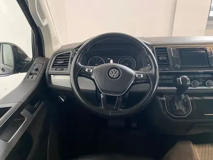 Volkswagen Multivan 2015 года за 4 400 000 тг. в Алматы – фото 10