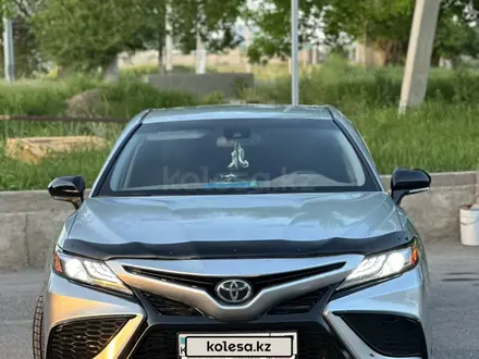 Toyota Camry 2021 года за 14 500 000 тг. в Шымкент – фото 7