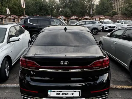 Kia K7 2020 года за 11 000 000 тг. в Алматы – фото 3