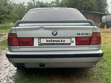 BMW 525 1990 года за 1 650 000 тг. в Алматы – фото 3