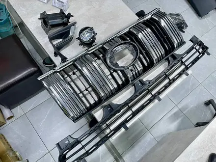 Решетка радиатора Toyota LC PRADO 150 ORIGINAL (2018-2024) за 10 000 тг. в Алматы – фото 5