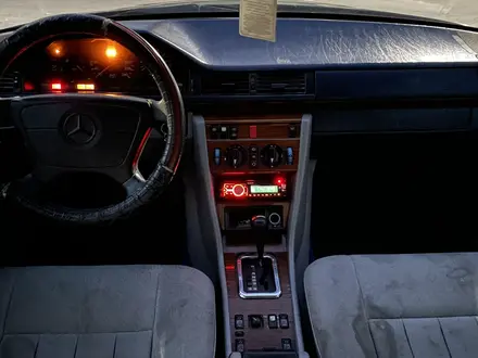 Mercedes-Benz E 220 1995 года за 1 350 000 тг. в Шымкент – фото 8