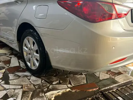 Hyundai Sonata 2011 года за 4 100 000 тг. в Астана – фото 3