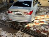 Hyundai Sonata 2011 года за 4 100 000 тг. в Астана – фото 5