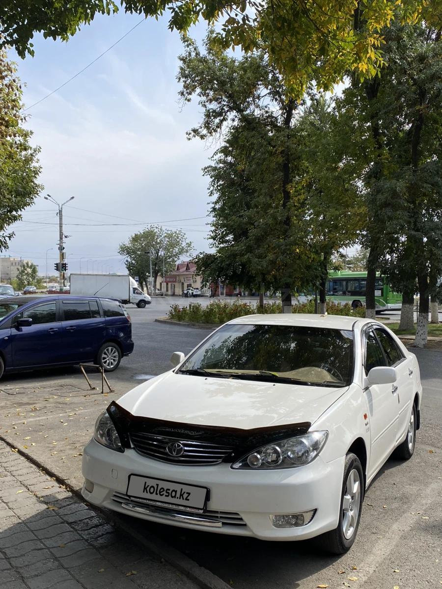 Toyota Camry 2004 г.