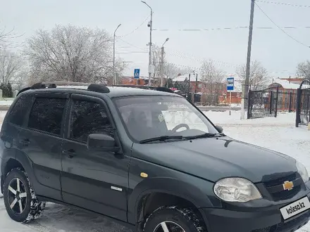 Chevrolet Niva 2013 года за 3 500 000 тг. в Актобе – фото 2