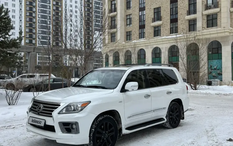 Lexus LX 570 2011 годаfor19 900 000 тг. в Астана