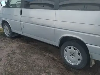 Volkswagen Caravelle