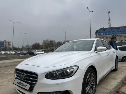 Hyundai Grandeur 2018 года за 10 000 000 тг. в Шымкент