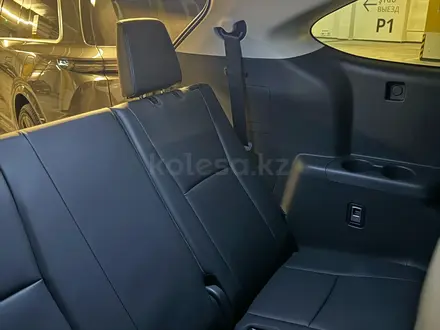 Toyota Highlander Luxe 2025 года за 26 500 000 тг. в Алматы – фото 27