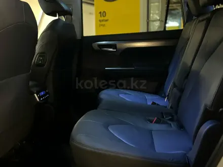 Toyota Highlander Luxe 2025 года за 26 500 000 тг. в Алматы – фото 26
