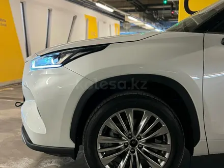 Toyota Highlander Luxe 2025 года за 26 500 000 тг. в Алматы – фото 10