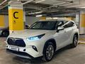Toyota Highlander Luxe 2025 годаүшін26 500 000 тг. в Алматы