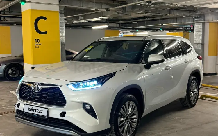 Toyota Highlander Luxe 2025 годаүшін26 500 000 тг. в Алматы