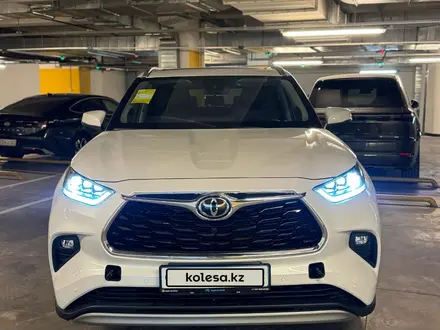 Toyota Highlander Luxe 2025 года за 26 500 000 тг. в Алматы – фото 2