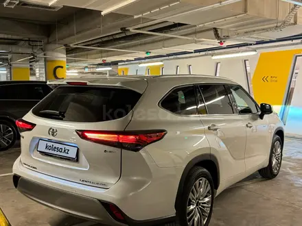 Toyota Highlander Luxe 2025 года за 26 500 000 тг. в Алматы – фото 7