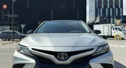 Toyota Camry 2020 года за 16 900 000 тг. в Шымкент – фото 2
