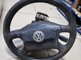 Руль Volkswagen Passat B5 с взорванной подушкойfor8 000 тг. в Рудный