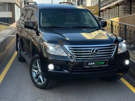 Lexus LX 570 2011 года за 18 490 000 тг. в Астана – фото 2