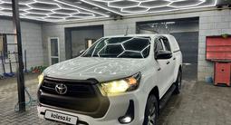 Toyota Hilux 2021 года за 17 100 000 тг. в Актобе