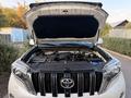 Toyota Land Cruiser Prado 2014 года за 16 700 000 тг. в Алматы – фото 16