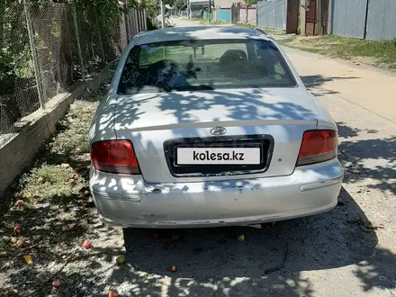 Hyundai Sonata 2001 года за 800 000 тг. в Турара Рыскулова – фото 3