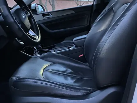 Hyundai Sonata 2019 года за 8 500 000 тг. в Актау – фото 13