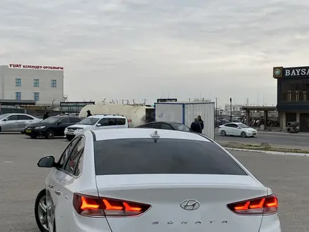 Hyundai Sonata 2019 года за 8 500 000 тг. в Актау – фото 3