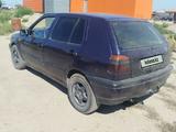 Volkswagen Golf 1994 года за 700 000 тг. в Семей – фото 2