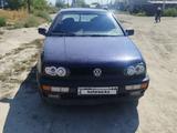 Volkswagen Golf 1994 года за 700 000 тг. в Семей