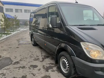 Mercedes-Benz Sprinter 2007 года за 12 950 000 тг. в Алматы – фото 3